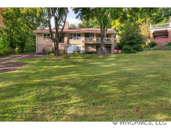 45 Edgewater Lane