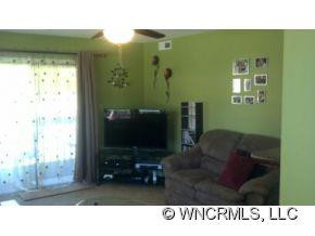 1401 Abbey Circle - Photo 2