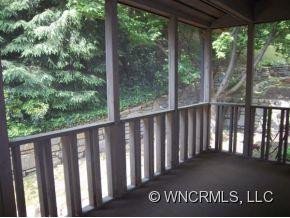1004 Red Oak Drive - Photo 8