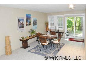 214 Coachmans Court - Photo 15
