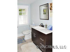 214 Coachmans Court - Photo 16