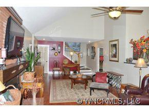 214 Coachmans Court - Photo 7