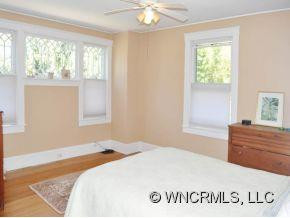 123 Edwin Place - Photo 11