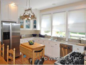 123 Edwin Place - Photo 4
