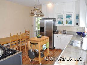 123 Edwin Place - Photo 6