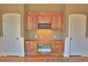 910 Hawk Ridge Drive - Photo 14