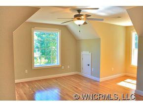 910 Hawk Ridge Drive - Photo 21