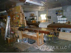 240 Sugar Creek Road - Photo 10