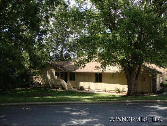 108 CLUBWOOD COURT