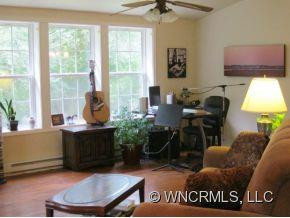 121 Davis Creek Road - Photo 3