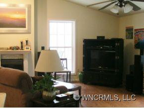 121 Davis Creek Road - Photo 4