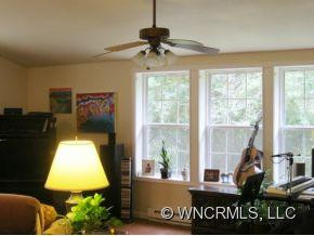 121 Davis Creek Road - Photo 5