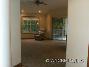 218 Laurel Park Place - Photo 4