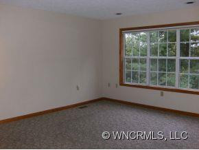 218 Laurel Park Place - Photo 9