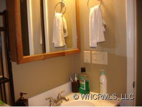 2 Myra Pl. - Photo 13
