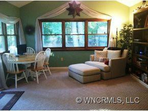 423 ROWLAND ROAD - Photo 4