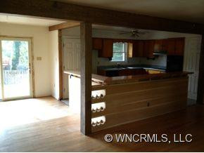 100 Pine Tree Drive - Photo 2