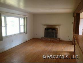 100 Pine Tree Drive - Photo 3