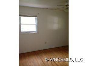 100 Pine Tree Drive - Photo 5
