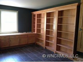 100 Pine Tree Drive - Photo 7