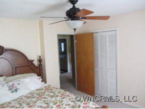 225 Oak Forest Drive - Photo 12