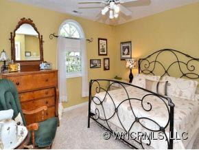 18 THOUSAND OAKS BLVD - Photo 12