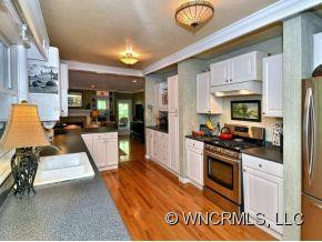 18 THOUSAND OAKS BLVD - Photo 4