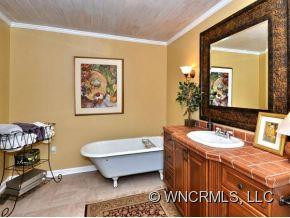 18 THOUSAND OAKS BLVD - Photo 10