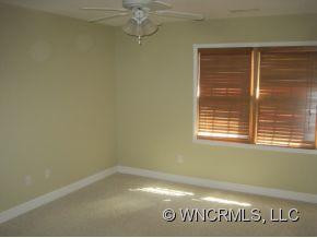 737 Streamside Drive - Photo 14