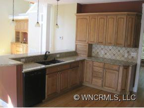 737 Streamside Drive - Photo 5