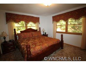 877 Hidden Valley - Photo 16