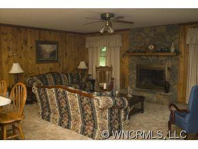 877 Hidden Valley - Photo 5