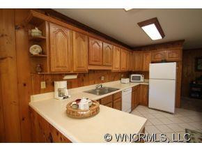 877 Hidden Valley - Photo 7