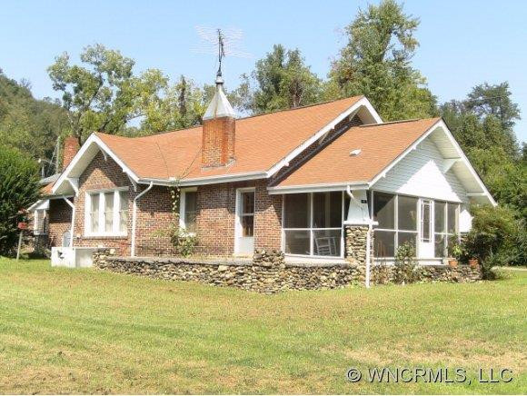 11 Adams Drive