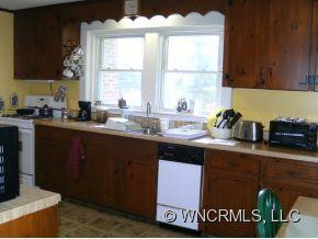 11 Adams Drive - Photo 8