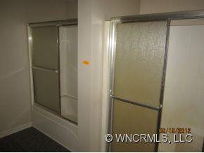 688 Pilgrim Way - Photo 12
