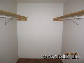 688 Pilgrim Way - Photo 14