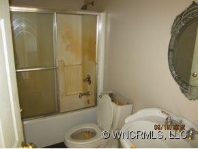 688 Pilgrim Way - Photo 17