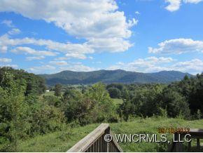 688 Pilgrim Way - Photo 3
