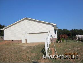 688 Pilgrim Way - Photo 7