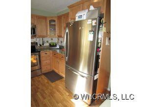1218 Pebble Lane - Photo 2