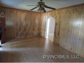 290 Collett Street - Photo 2