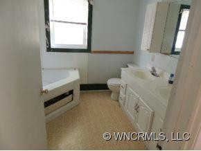 290 Collett Street - Photo 6
