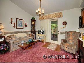 16 MEADOW DRIVE - Photo 6