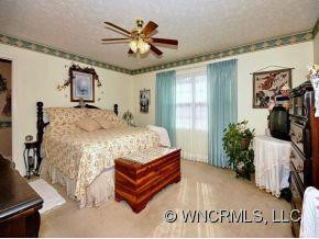 16 MEADOW DRIVE - Photo 9
