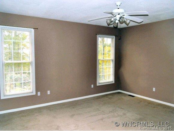 2 Whirlaway Court - Photo 11