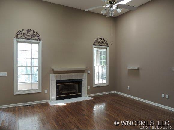 2 Whirlaway Court - Photo 3