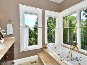 331 SONDLEY DRIVE EAST - Photo 9