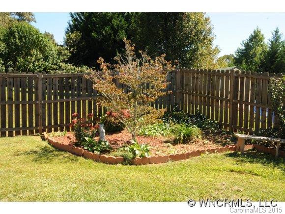8 Golden Lane - Photo 12