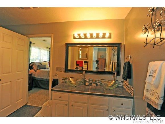 8 Golden Lane - Photo 18